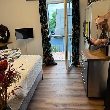 Ferienwohnung 108 M2 Daire Neuburg am Inn